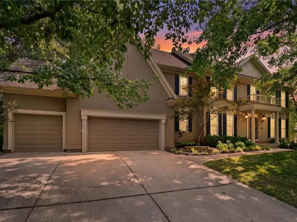5303 NW 60th Ter, Kansas City, MO 64151