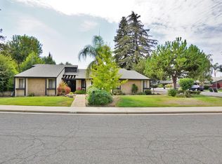 2319 E Harvard Ct, Visalia, CA 93292