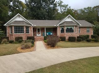 106 Pin Oak, Camden, AR 71701