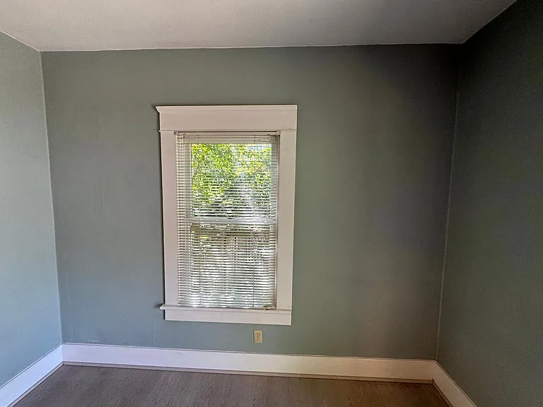 693 W 10th Ave — Photo 10