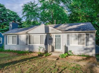 9511 McGee St, Kansas City, MO 64114