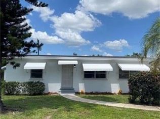 1919 Maple Dr, Fort Myers, FL 33907