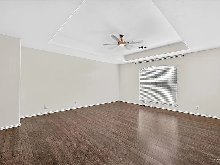 4503 Santa Fabiola St — Photo 14