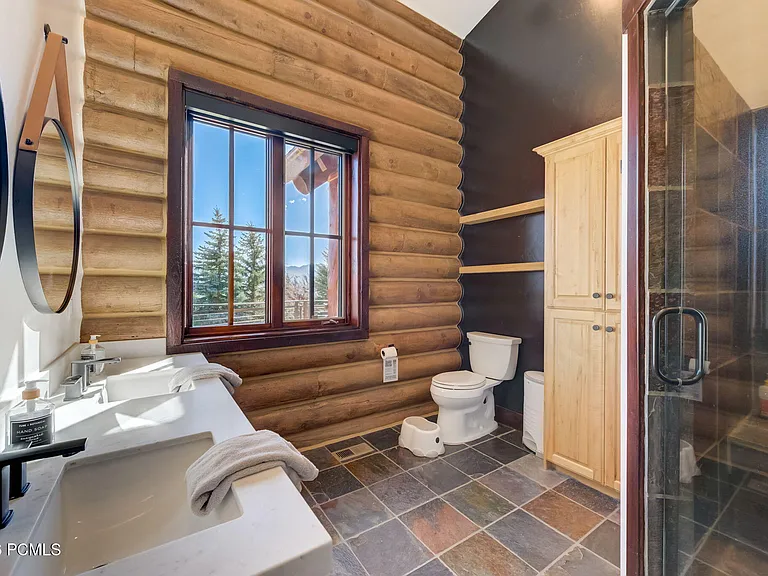 715 Aspen Ln — Photo 44