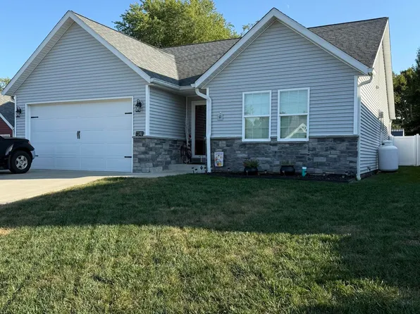 7241 W Mustang Dr, Ellettsville, IN 47429