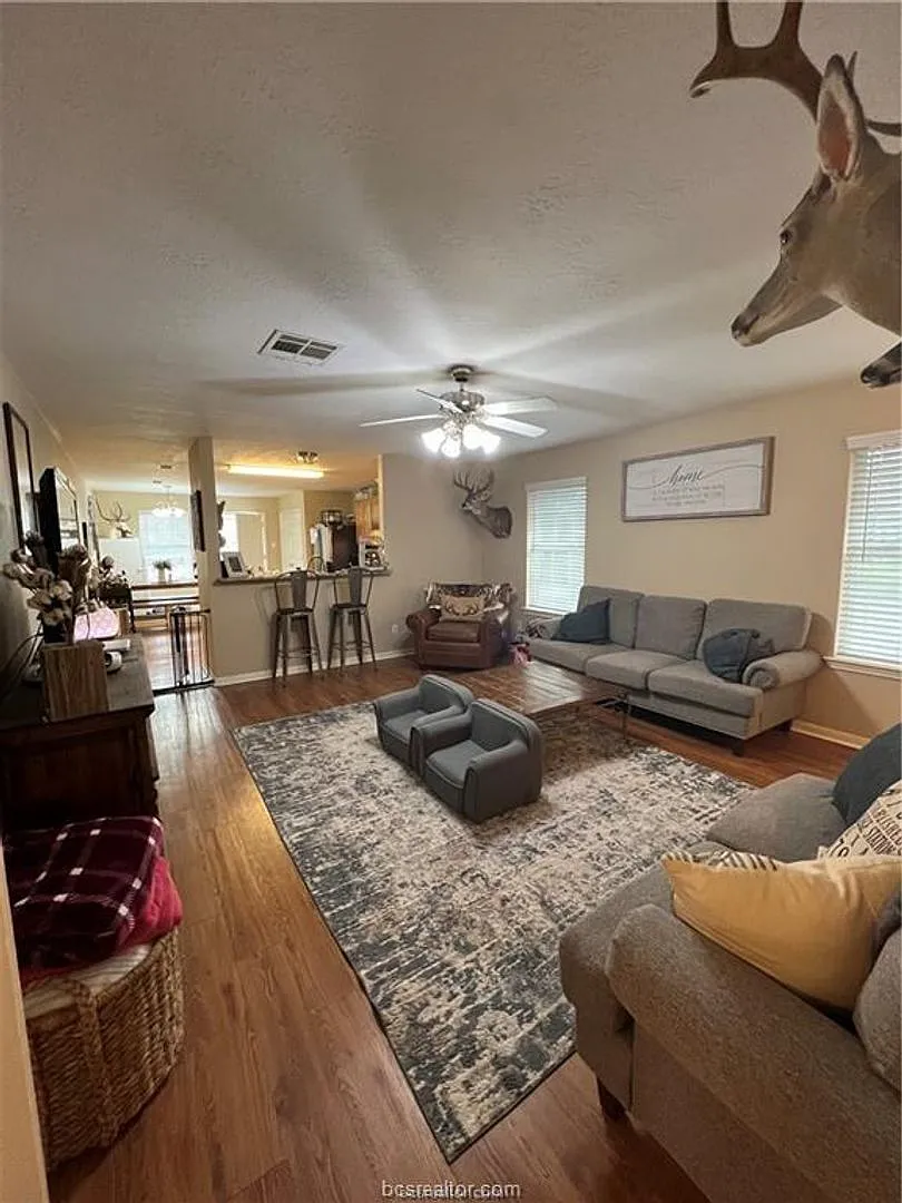 11347 North Dowling Road — Photo 3