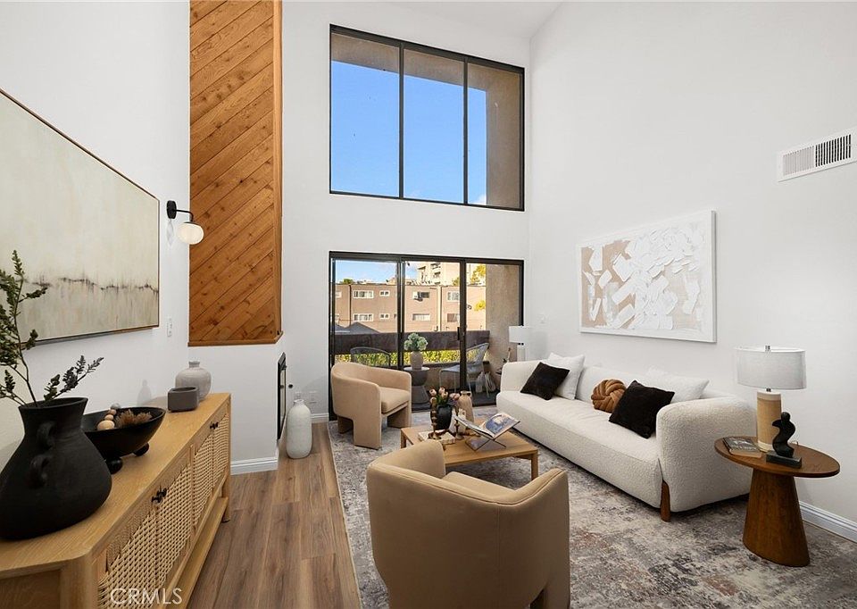 1st image of 300 S Reno St APT 303