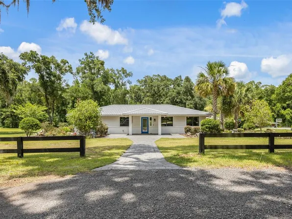 924 NW 170th St, Newberry, FL 32669