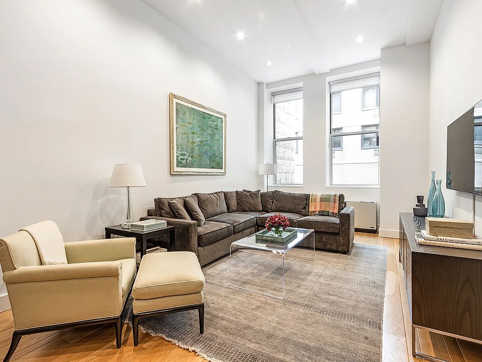 1st image of 49 E 21st St APT 2C