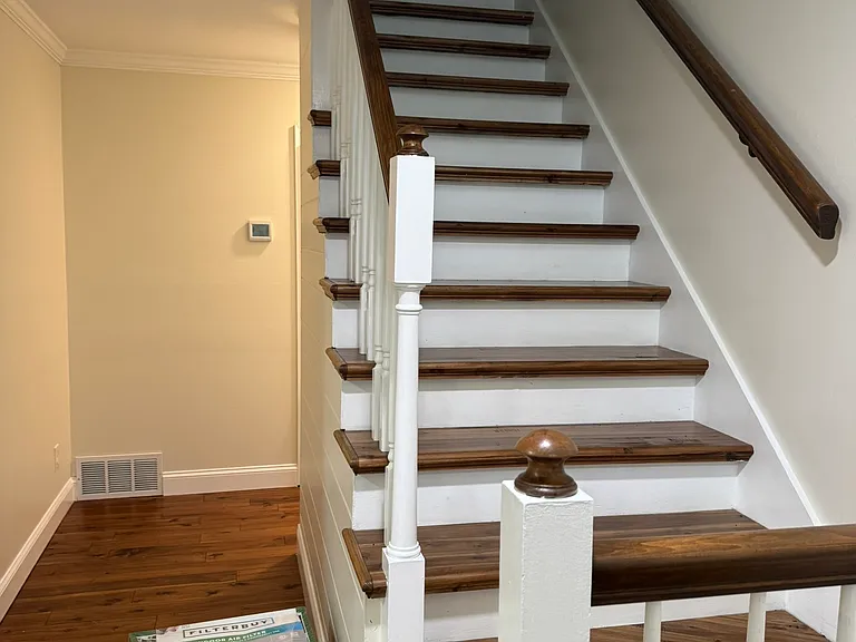 10428 Coward Mill Rd — Photo 3