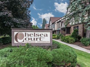 22 Chelsea Ct, Ramsey, NJ 07446