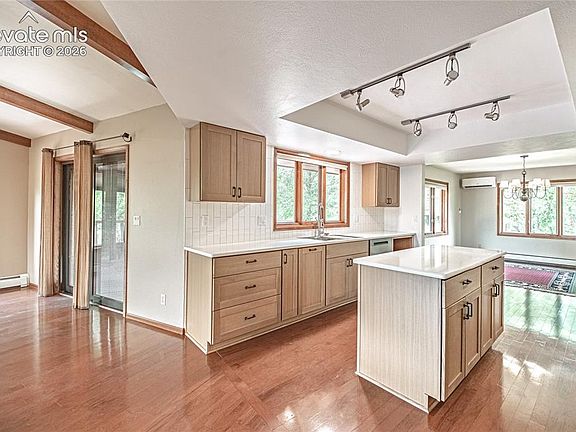 4th image of 5145 Golden Hills Ct
