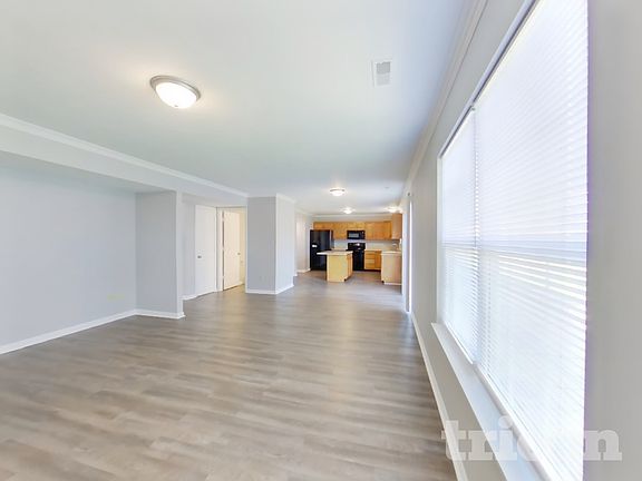 4th image of 87 Lasalle Ln