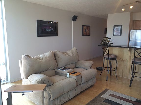 5th image of 2222 Detroit Avenue #610