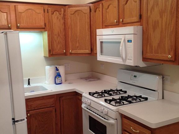 3rd image of 12716 S La Crosse Ave APT 104