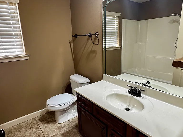 5330 Sanson Dr — Photo 9