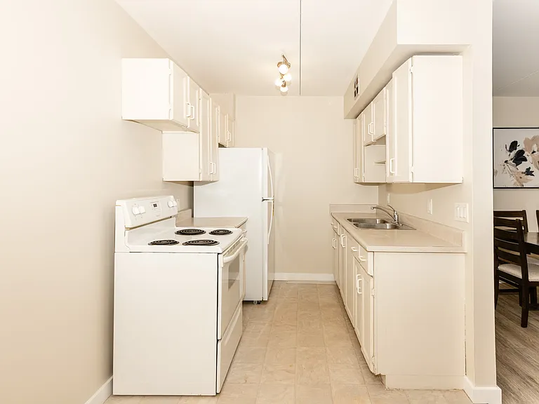88 Southpark Dr #28 — Photo 19