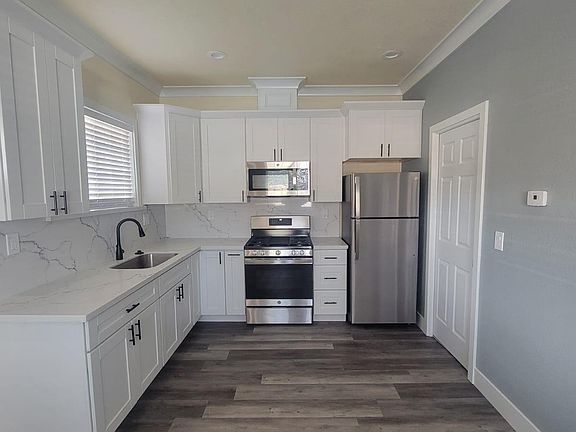 2nd image of 5178 Snow Dr #B