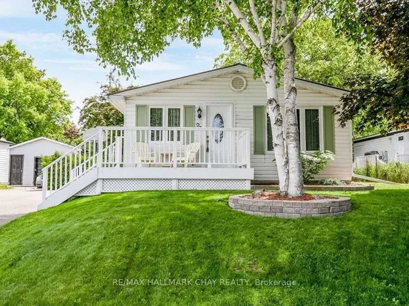 97 Walkem Dr, New Tecumseth, ON L0G 1W0