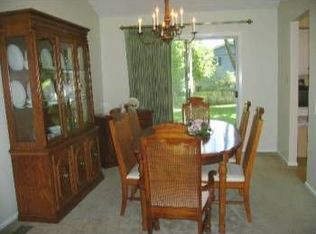 26625 Chapel Hill Dr, North Olmsted, OH 44070
