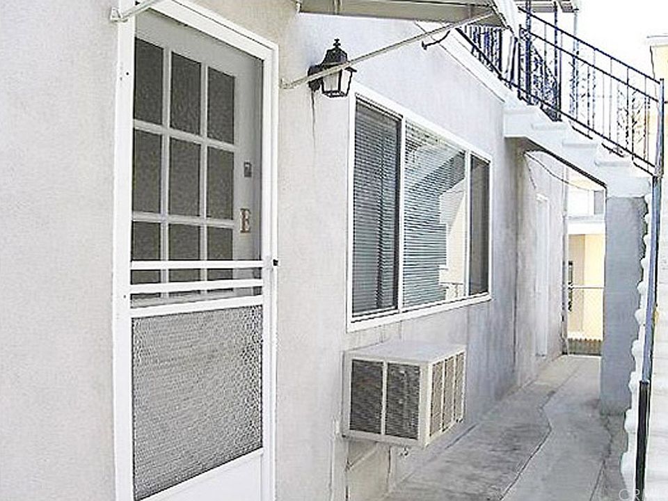 1st image of 734 E Magnolia Blvd APT E