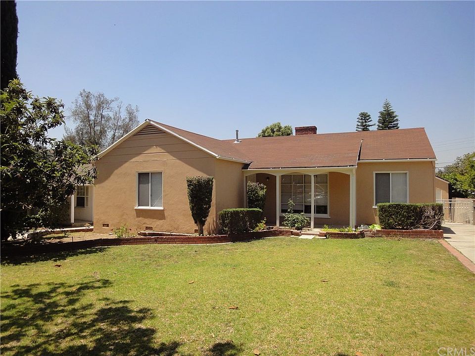 1st image of 2401 Hitchcock Dr