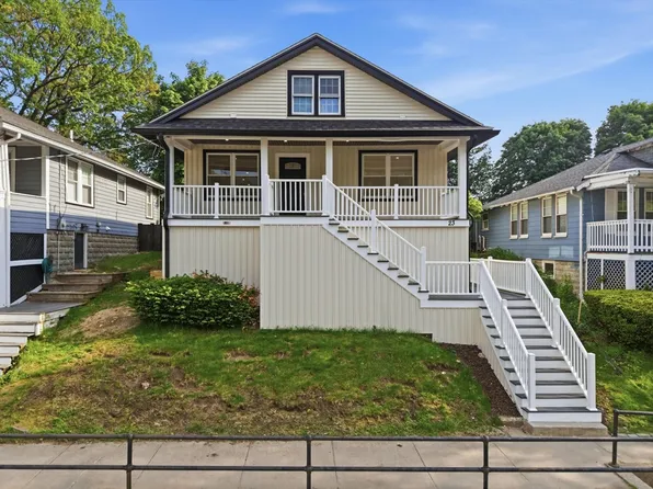 23 Murray Hill Rd, Medford, MA 02155