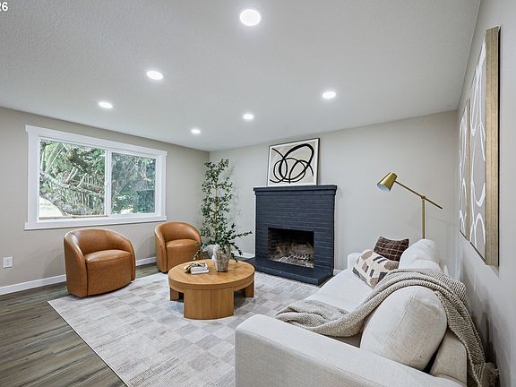 3rd image of 4716 NE 112th Ave