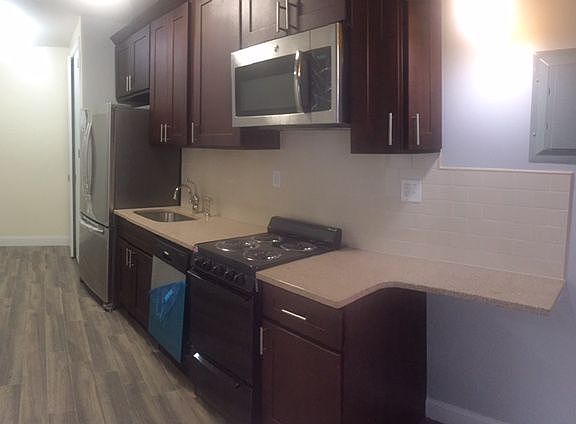 3rd image of 1620 Caton Ave #1E