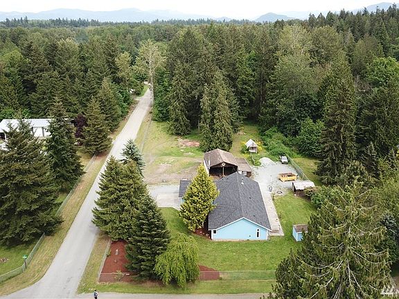 3rd image of 7015 243rd Ave E