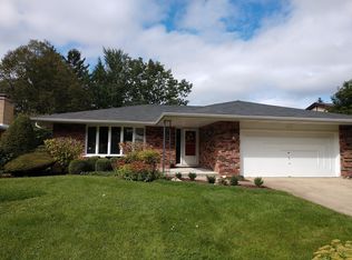 1710 N Aspen Dr, Mount Prospect, IL 60056