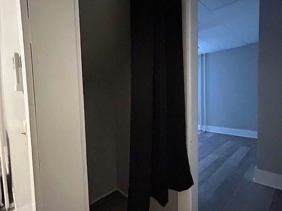 5th image of 222 E Perry St #1