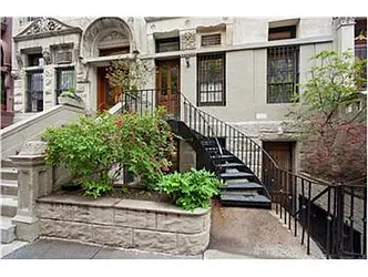 Rented by R New York
