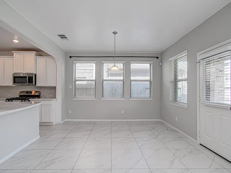 3014 Roberta Sue Dr — Photo 15