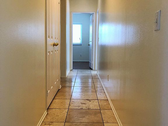 5th image of 13488 Foxborough Way