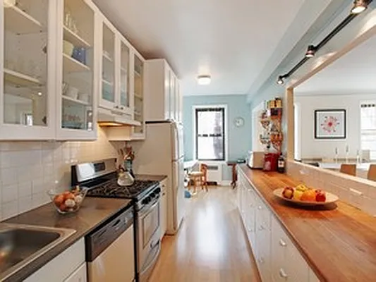 Sold by Corcoran | media 16