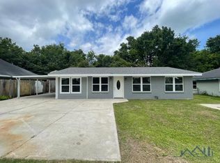 215 Idlewild Dr, Houma, LA 70364
