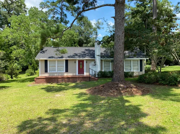 240 10th Ave NW, Cairo, GA 39828