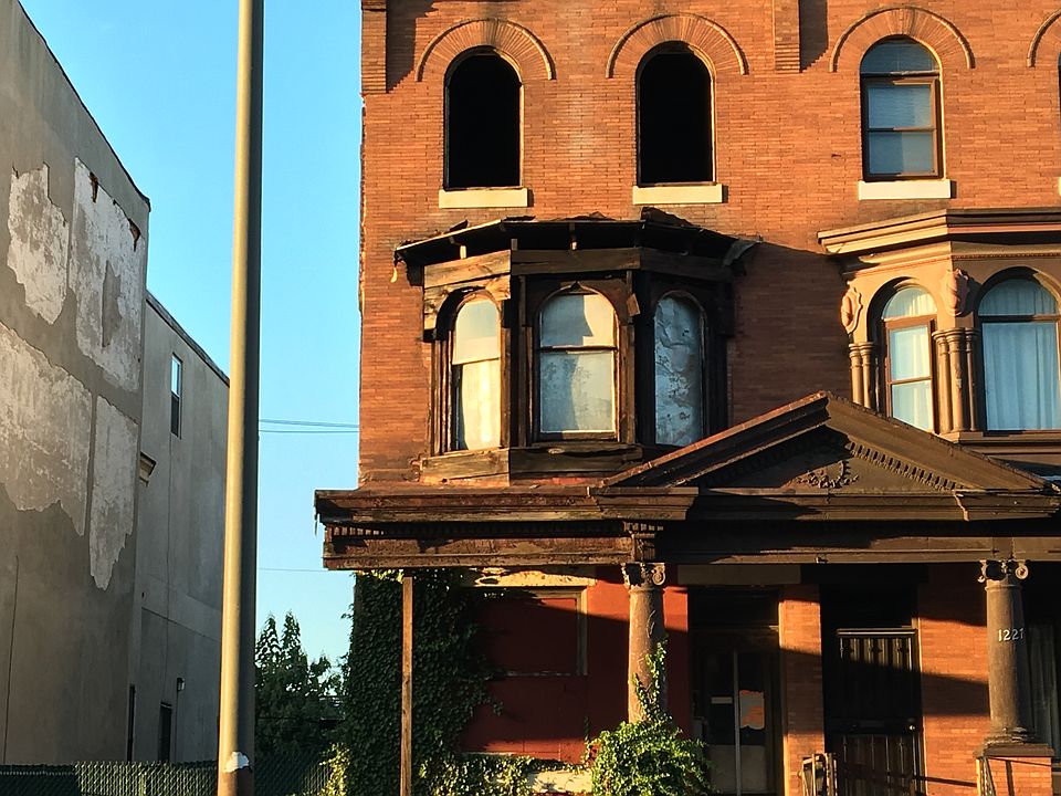 1st image of 1229 W Lehigh Ave