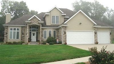 1st image of 767 Deerfield Dr