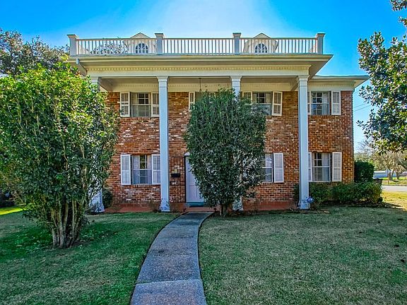 2nd image of 5401 Wimbledon Ct