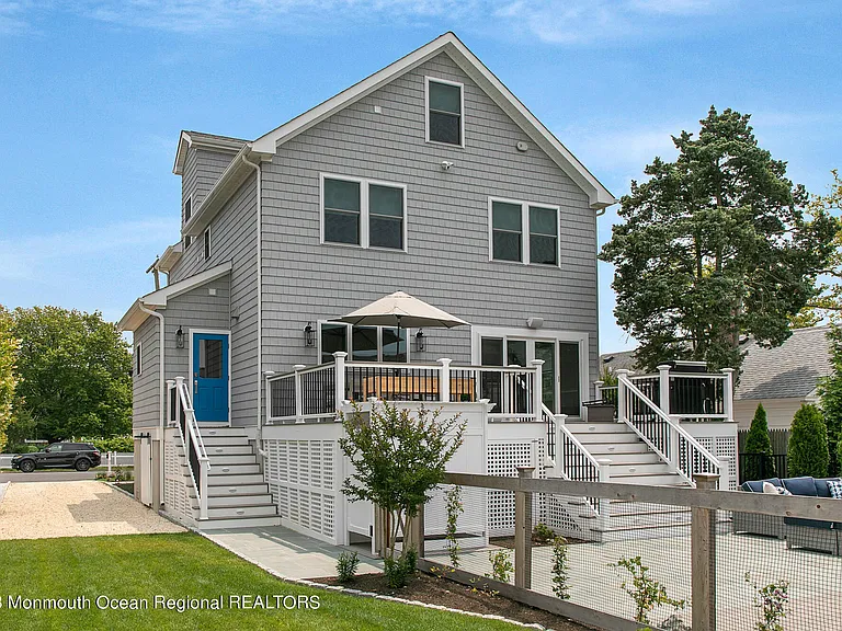 516 Club Dr — Photo 27
