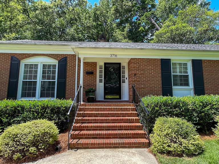 3716 Rhodes Ave — Photo 2