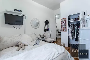 Rented by Bond New York