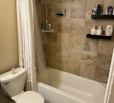 2nd image of 142 Endicott St #3