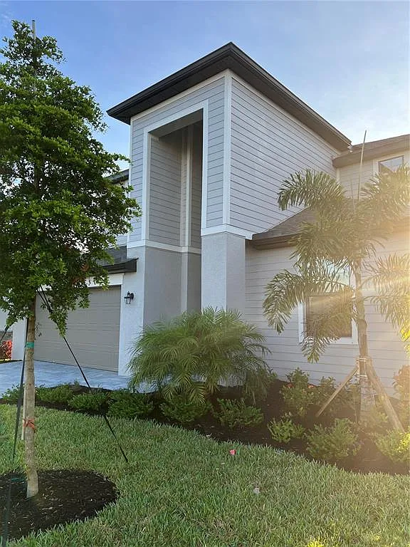 5 bed, 3.0 bath, 3285 sqft, $3,500 — Photo 4