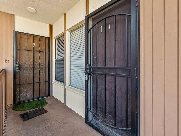 3820 Georgia St #11 — Photo 3