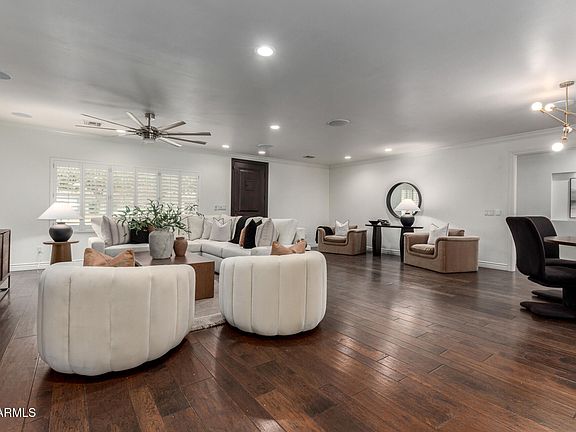 5th image of 4017 E WILSHIRE Drive