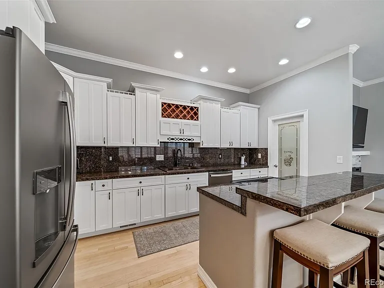 257 S Jackson St #A — Photo 13