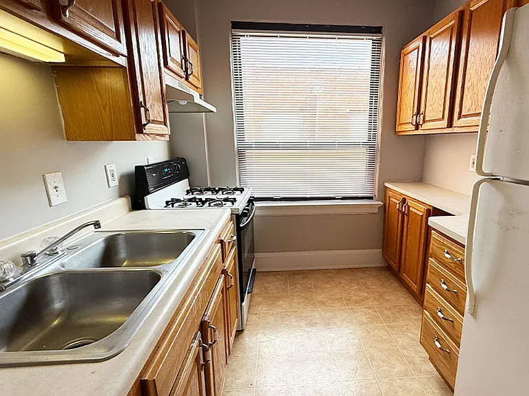 3654 Middleton Ave — Photo 26